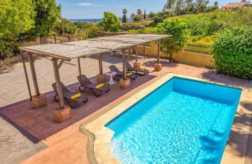 Rio Velez Villa | Villa Franmarco by Villa Plus