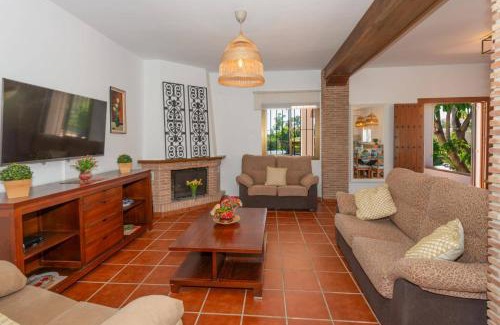 Rio Velez Villa | Villa Franmarco by Villa Plus