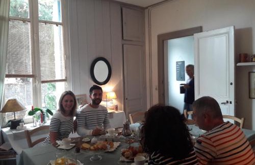 Saint-Palais-sur-Mer Bed & Breakfast | Villa Frivole