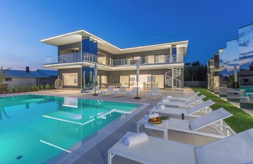 Kastelir Villa | Villa Gabrijela by Istrabook