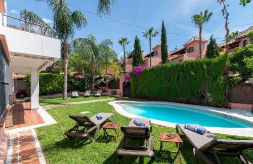 Marbella City Centre Villa | Villa Giovanni - Marbella Center - Heated Pool