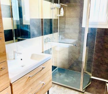 Gressy Villa | VILLA GIULIA 4-star 5min CDG Airport - 20min Disney