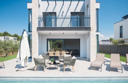 Gulici Villa | Villa Grota