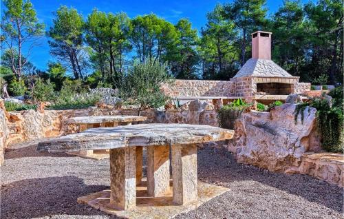 Cove Basina (Jelsa) House | Villa Harpocrates