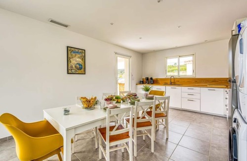 Goudargues House | Villa Hestia by Interhome