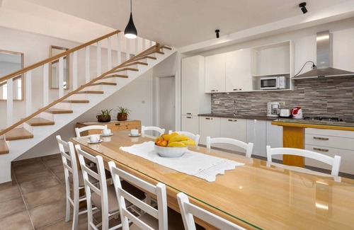 Sveta Jelena House | Villa Tulipa with beautiful sea view
