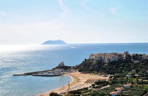 Sperlonga Villa | VILLA IL CORBEZZOLO tra natura e mare