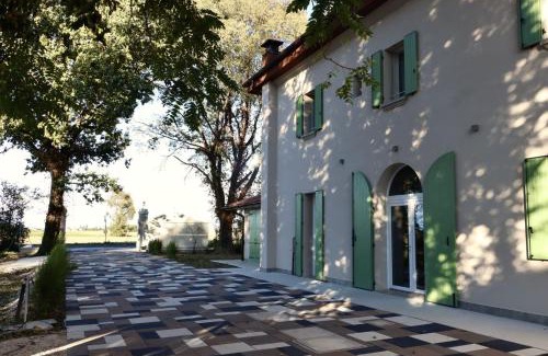 San Giorgio di Piano Bed & Breakfast | Villa Il Selvatico