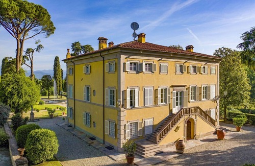Vorno Villa | Villa in Capannori with 7 bedrooms sleeps 14