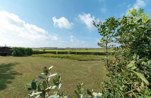 Julianadorp aan zee Villa | Villa in Julianadorp near Sandy Beach