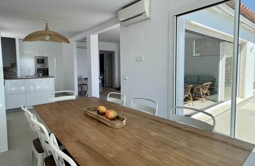 L'Estartit Villa | Villa in l’Estartit with Waterfront Views