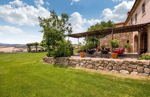 Sarteano Villa | Villa in Sarteano with 8 bedrooms sleeps 19