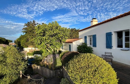 La Gueriniere House | Villa in the dune between the beach and mills