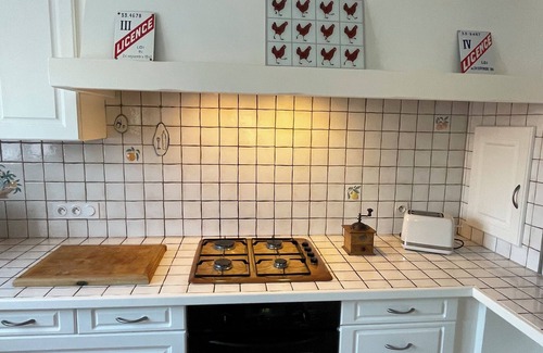Puynormand Villa | VILLA, INDOOR POOL, NEAR SAINT-ÉMILION/BORDEAUX, IDEAL FOR FAMILY.