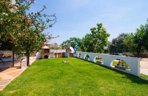 Potos Apartment | Villa Ioanna