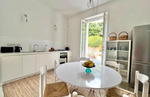 Salerno House | Villa Ipomea - Cielo Suite