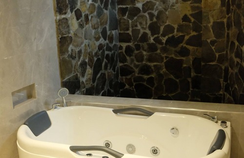 Sorsogon City Hotel | Villa Isabel Hotel