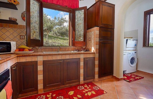 Scopello Villa | Villa Argenta: A welcoming one-story villa in a quiet position, located on a hillside above the sea, with Free WI-FI.