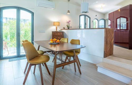 Colares Villa | Villa Jade