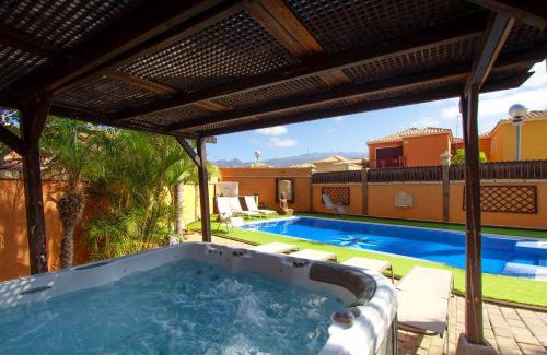 Cho Villa | Villa Jardín de Buda
