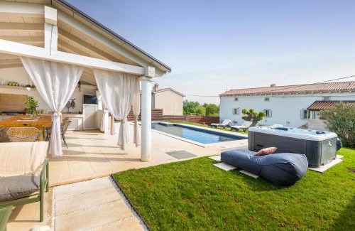 Visnjan Villa | Villa Jona