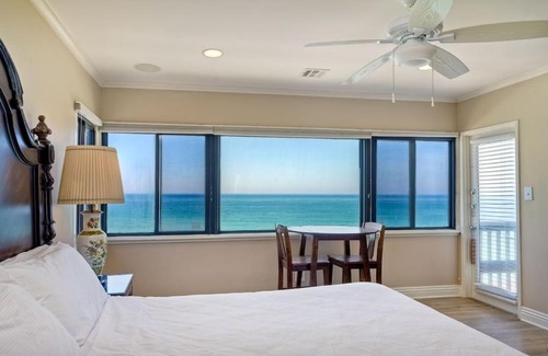 South Oceanside House | Villa Jules, Oceanfront, Private Beach, Fire Pit