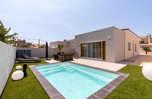 Serignan Villa | Villa Juxta Maré, Plage à 500m