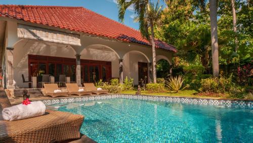 Lovina Villa | Villa Kelapa