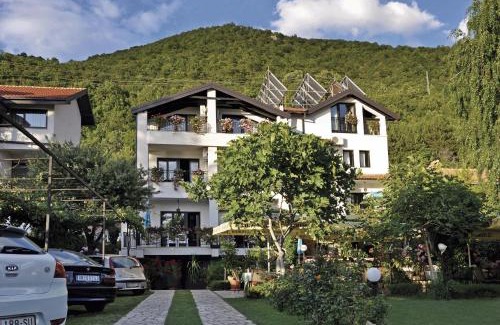 Lagadin Hotel | Villa Klia