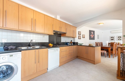 Rio d'Oro Villa | Villa "Kristi" with Private Pool, Sea View & Wi-Fi