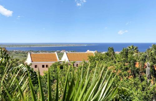 Santa Barbara Villa | Villa Kromboon with an amazing sea view