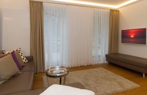 Ostseebad Kuhlungsborn Apartment | Villa Löwenstein, WE 4 mit Wlan und Kamin / 9956