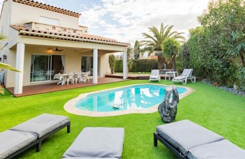 Saint-Cyr-sur-Mer Villa | Villa L'Italienne by Interhome