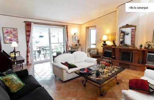 Gaeta House | villa la camargue