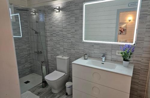 Adeje Villa | VILLA LA PAZ CON PISCINA y YACUZZY INTEGRADO
