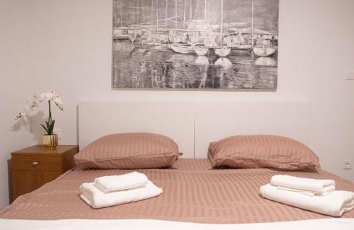 Zrnovnica House | Villa LADAN