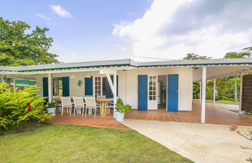 L'Houezel Villa | VILLA LALALAND - HAVEN OF PEACE + SWIMMING POOL + PRIVACY