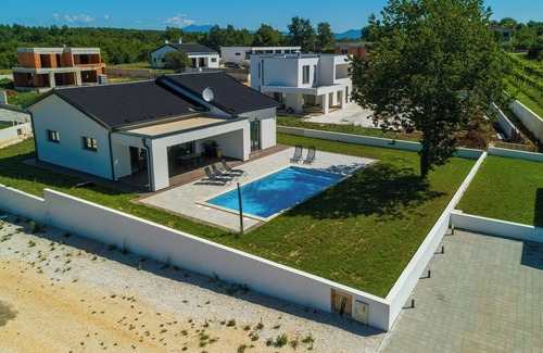 Topid House | Villa Lariz (V0381-K1) - Labin