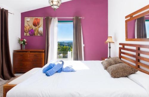 New Golden Mile Villa | Villa Las Granadillas by Interhome