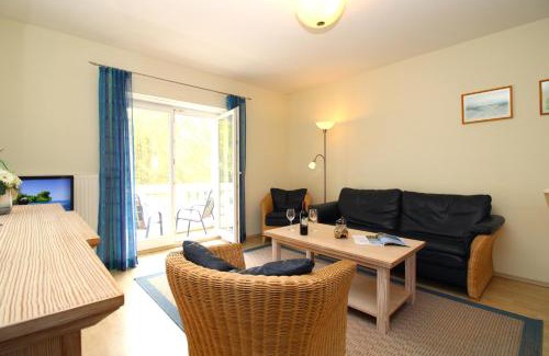 Ostseebad Kuhlungsborn Apartment | Villa Laura Cottage Fewo 104