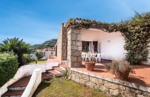Arzachena Apartment | Villa Laura - Happy Rentals