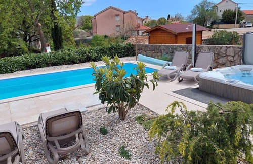 Krk Villa | Villa Lavender's Breeze with heated pool, Jacuzzi & bicycles