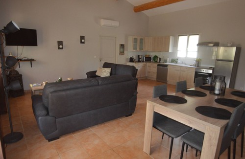 Caromb House | VILLA LES ABRICOTIERS