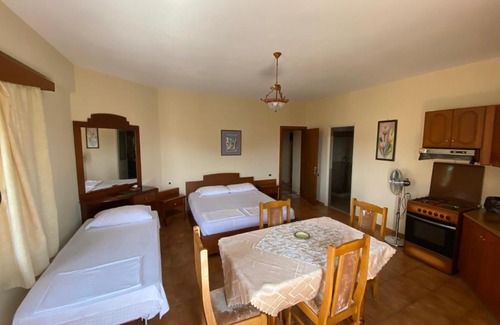 Vlore House | Villa lilaj