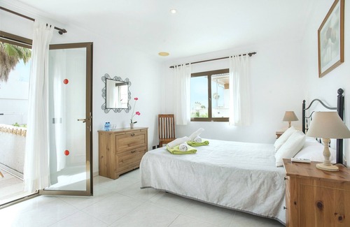 Puerto de Pollensa Villa | VILLA LLENAIRE GRAN – 3 MIN WALK TO THE BEACH