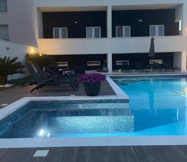 Kastel Stafilic Apartment | Villa LOREN Apartments & Rooms