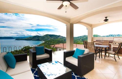 Playa Hermosa House | Villa Lorenzo