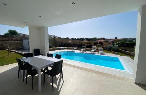 Tanaunella Villa | Villa Lorisa