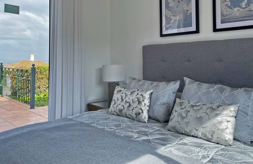 Arcos de la Frontera Villa | Villa Los Olivos - Ole Solutions