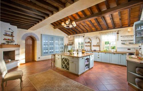Filipini House | Villa Lou-Sophie